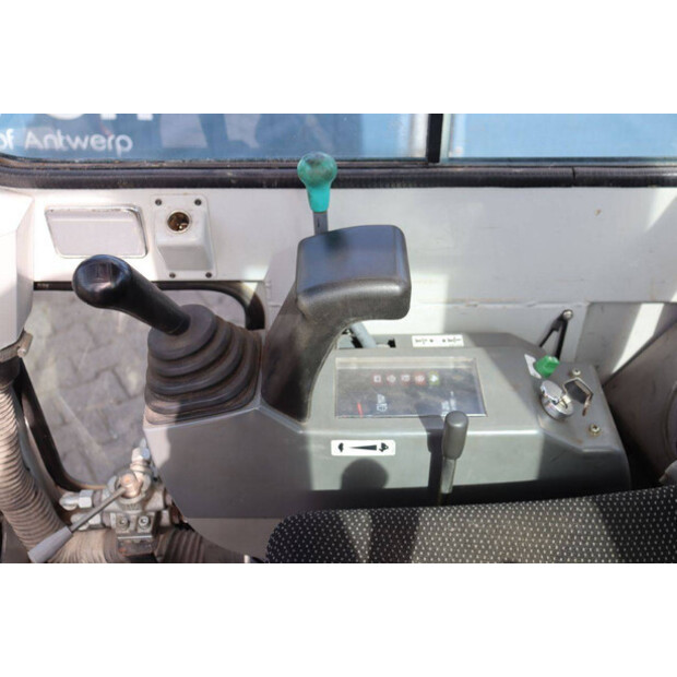 TAKEUCHI TB219-42220110