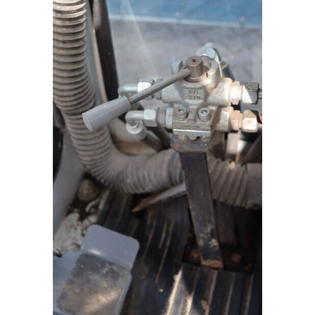 TAKEUCHI TB219-42220112
