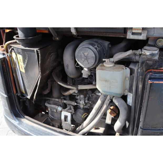 TAKEUCHI TB219-42220121