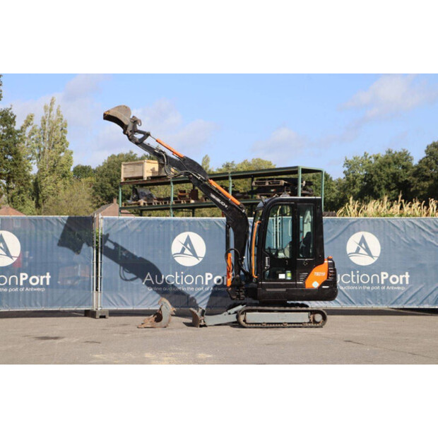 TAKEUCHI TB219-42220123