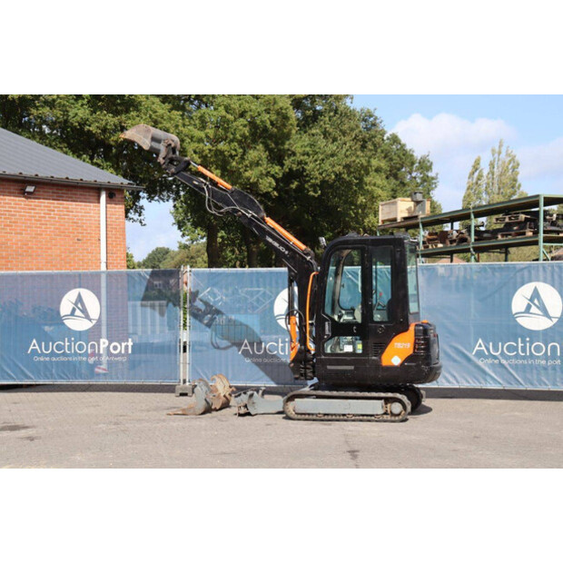 TAKEUCHI TB219-42220125