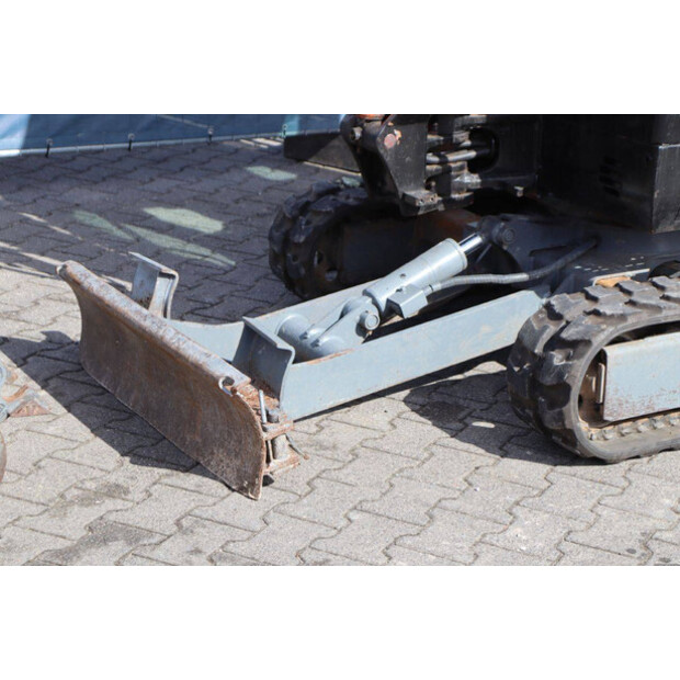 TAKEUCHI TB219-42220127