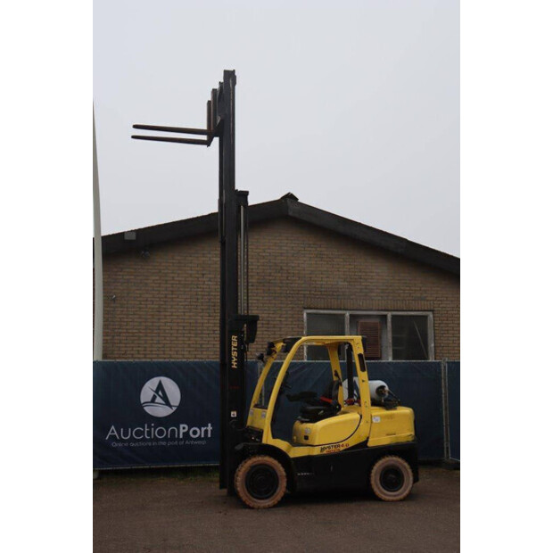 2010 Hyster H4.0FT5-42220338