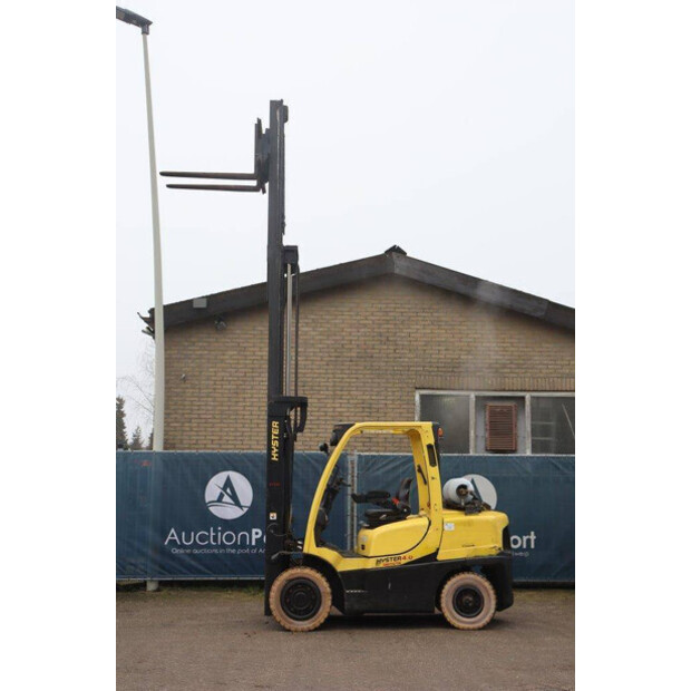 2010 Hyster H4.0FT5-42220339