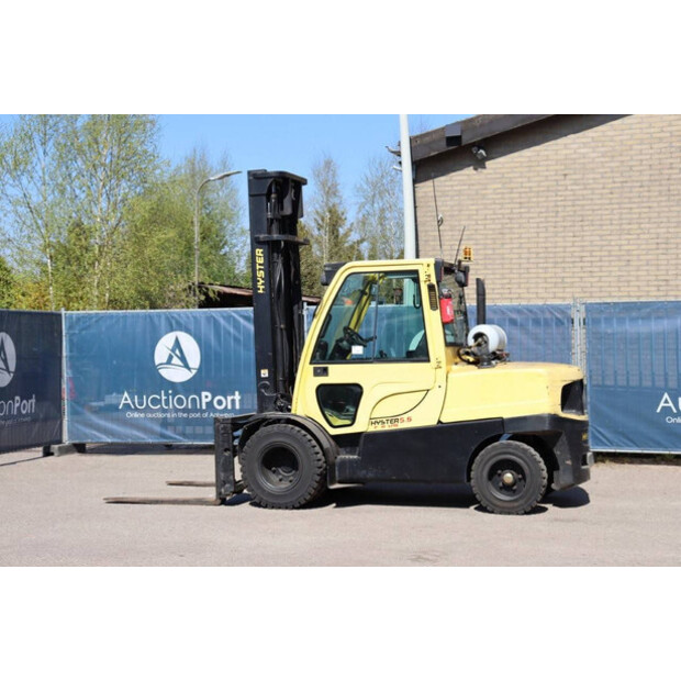 2010 Hyster H5.5FT-42220454