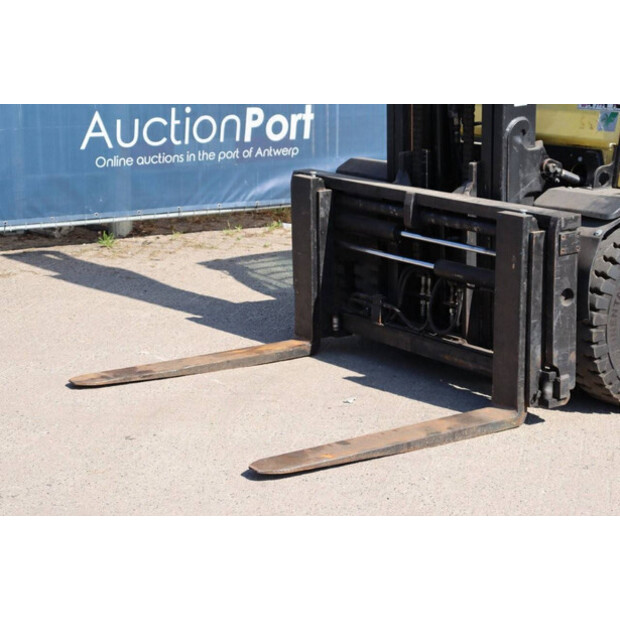 2010 Hyster H5.5FT-42220461