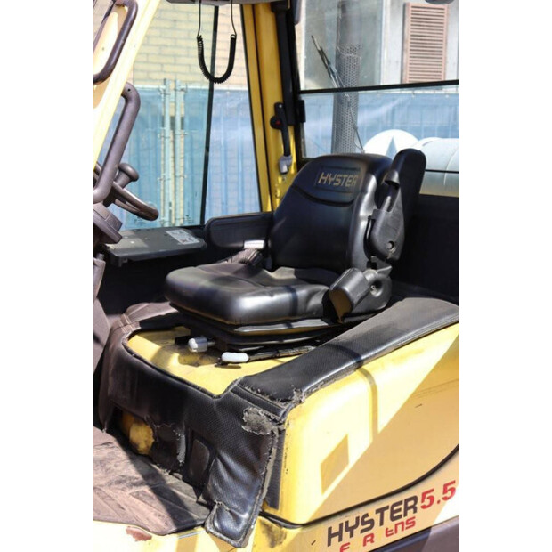 2010 Hyster H5.5FT-42220473