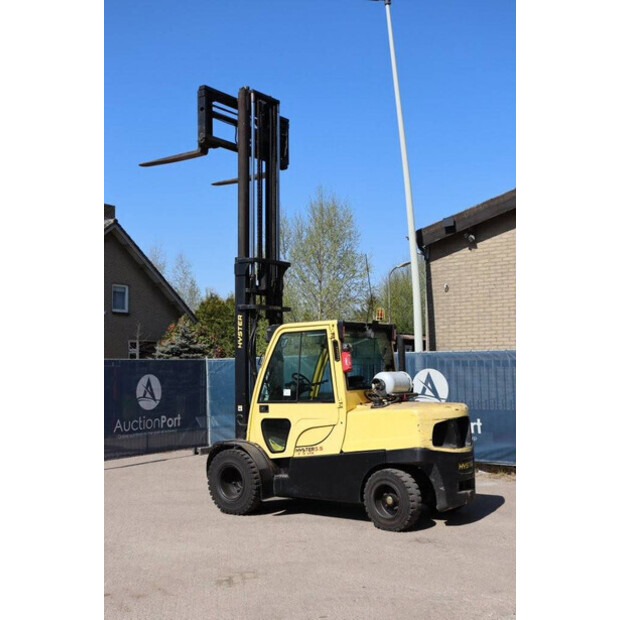 2010 Hyster H5.5FT-42220494