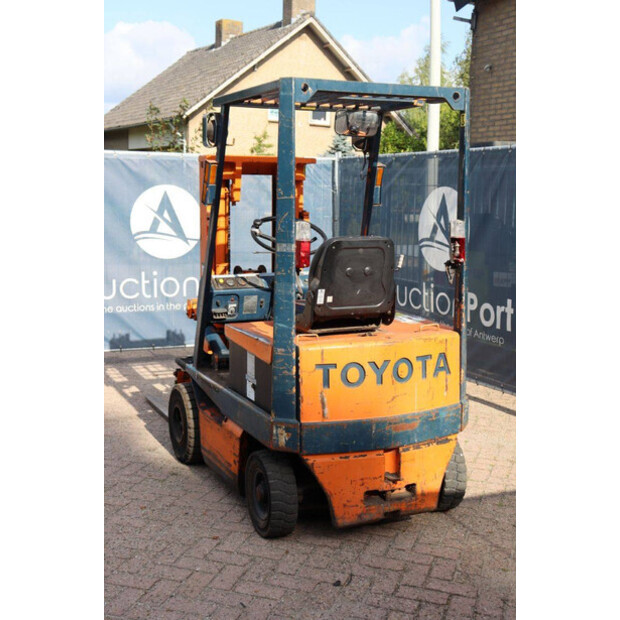 Toyota 4FB15-42220558
