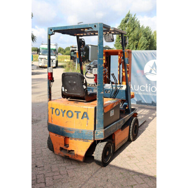 Toyota 4FB15-42220560