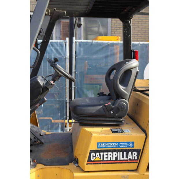 2002 Caterpillar GC45K-42220639