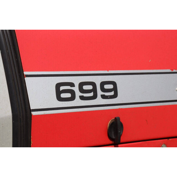 1986 Massey Ferguson 699-42220923
