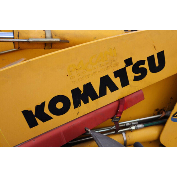 1998 Komatsu WB70A-42221029