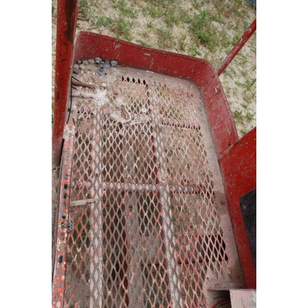 2006 جيني Z-45/25-42221605