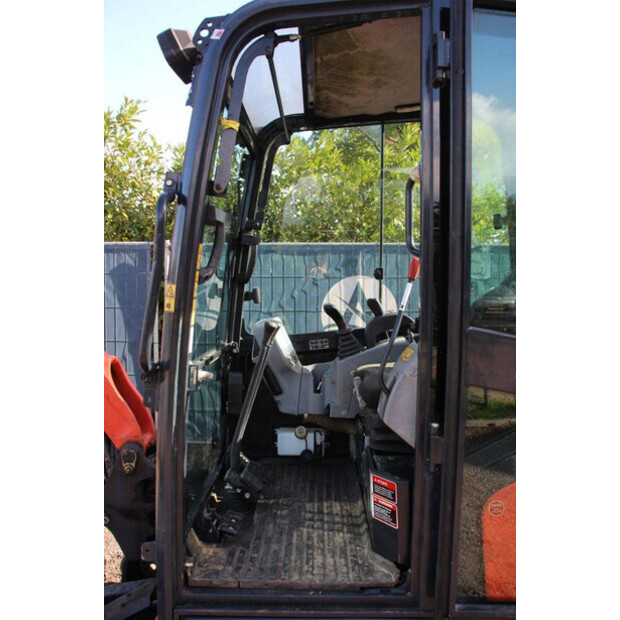 2018 KUBOTA KX027-4-42222100