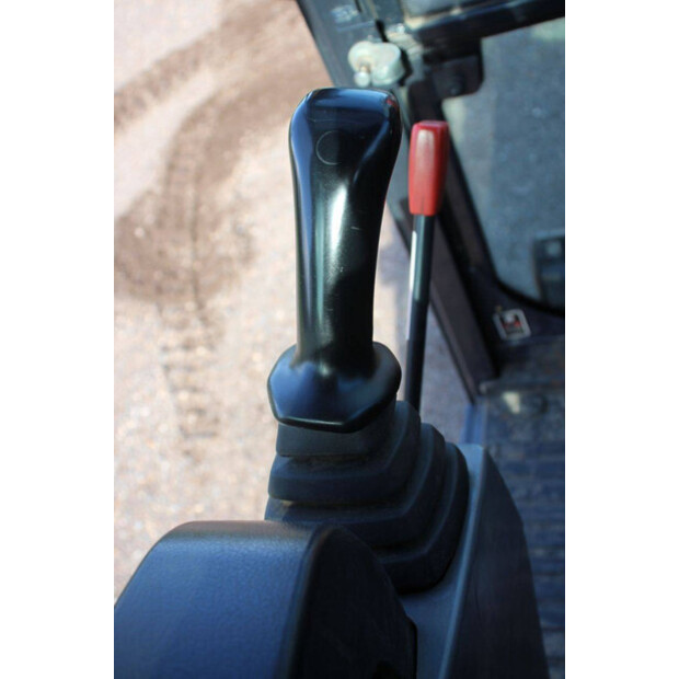 2018 KUBOTA KX027-4-42222107