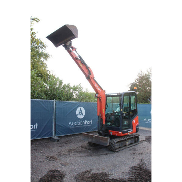 2018 KUBOTA KX027-4-42222110
