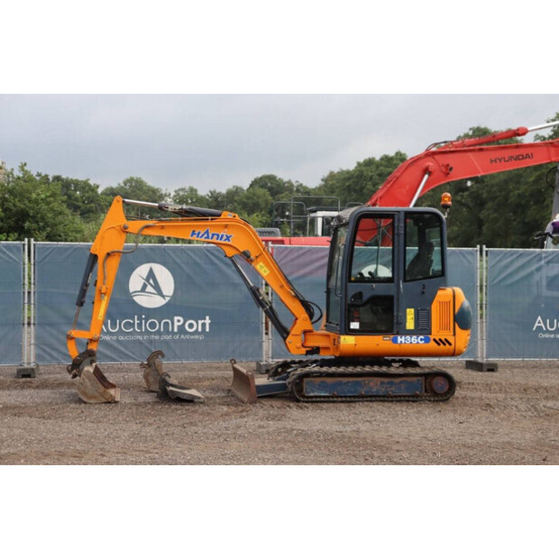2006 HANIX H36C-42222657