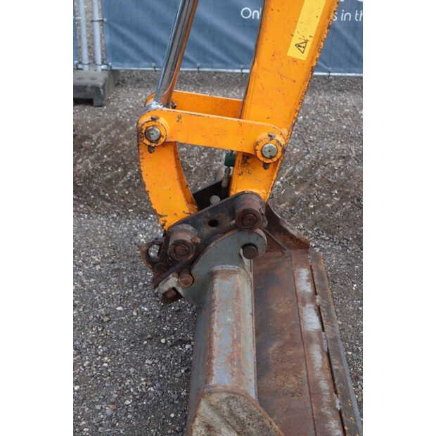 2006 HANIX H36C-42222671