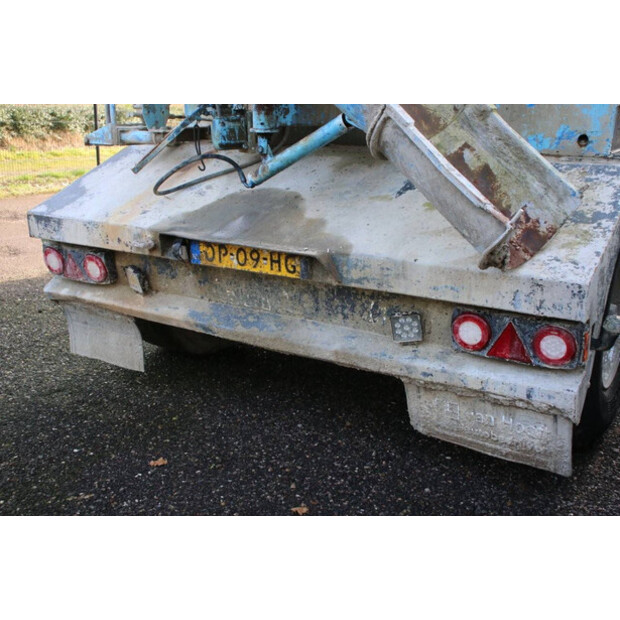 2002 Onbekend MI362-42222921