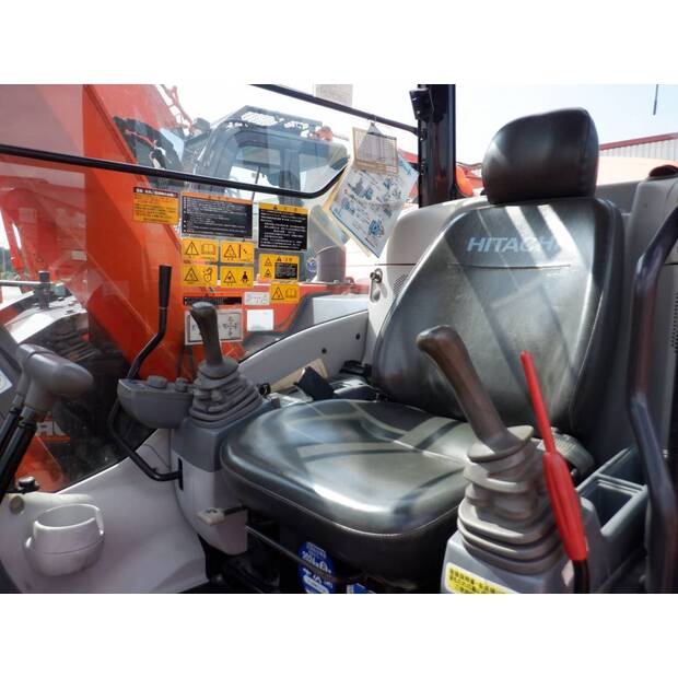 2015 Hitachi ZX75US-5B-42223946