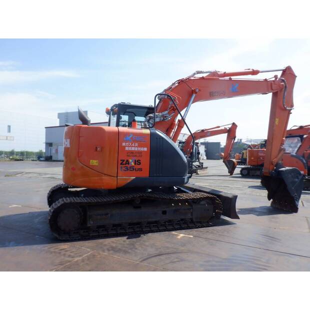 2016 Hitachi ZX135US-5B-42223954