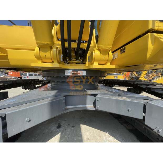 2023 كوماتسو PC450-8-42223985