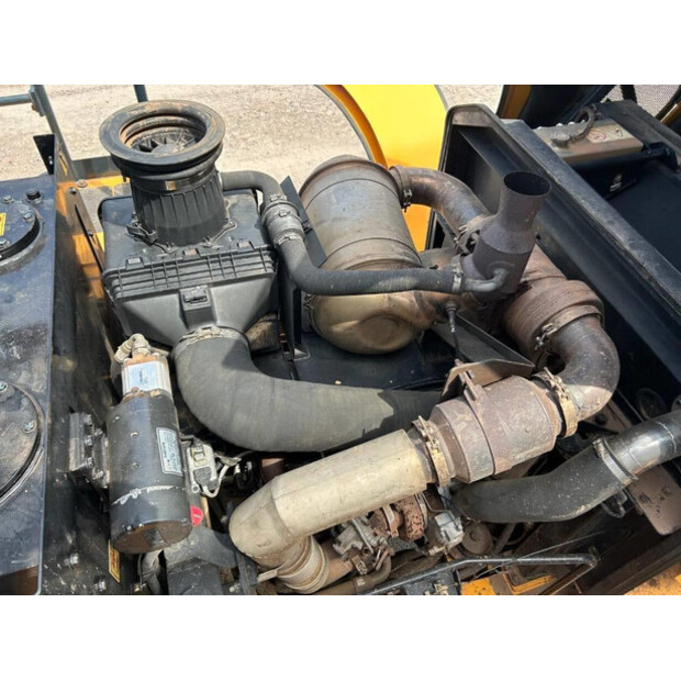 2017 Hyundai HL970-42224120