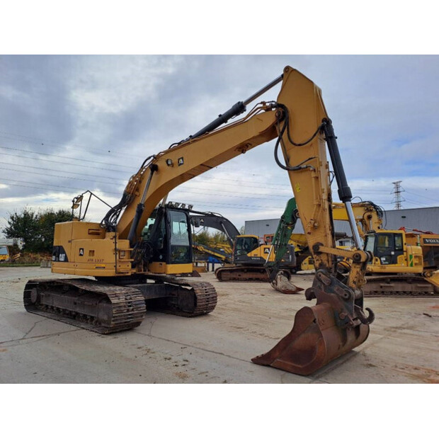 2011 كاتربيلر 328DLCR-42224139