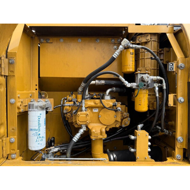 2010 Caterpillar 320DL-42224709
