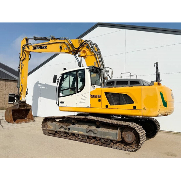 2018 ليبهير R926LC-42224945