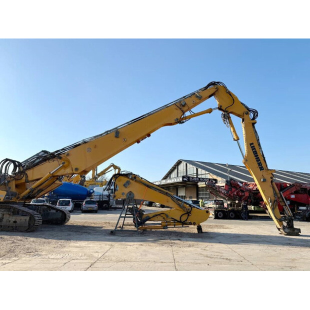2012 ليبهير R944C-42225097