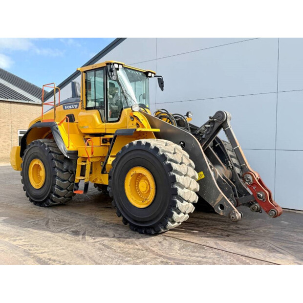 2018 Volvo L220H-42225637