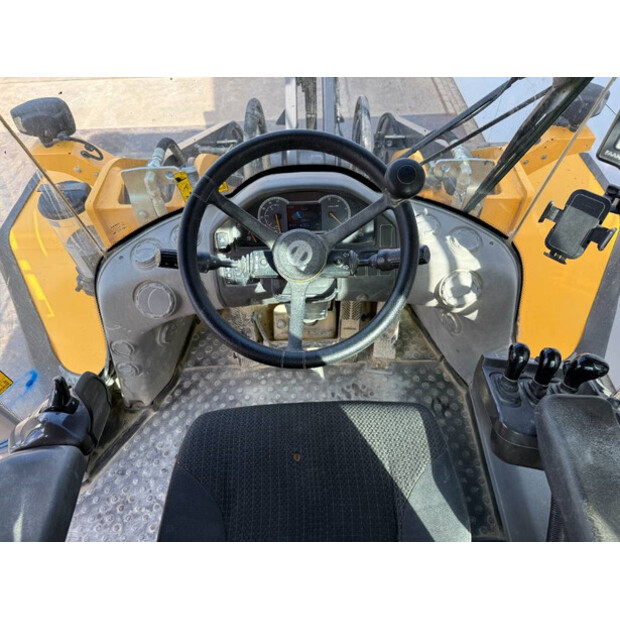 2018 Volvo L220H-42225639