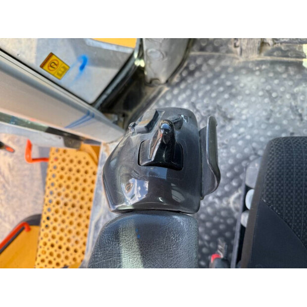 2018 Volvo L220H-42225640
