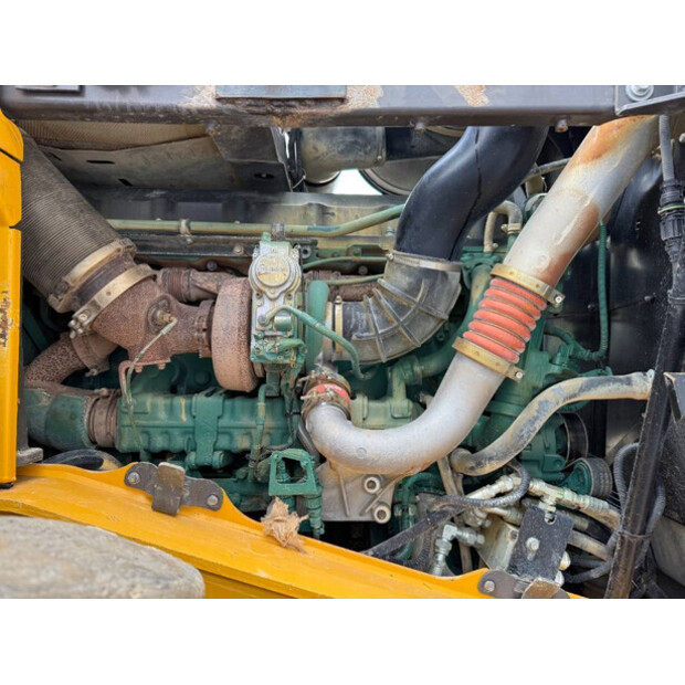 2018 Volvo L220H-42225660