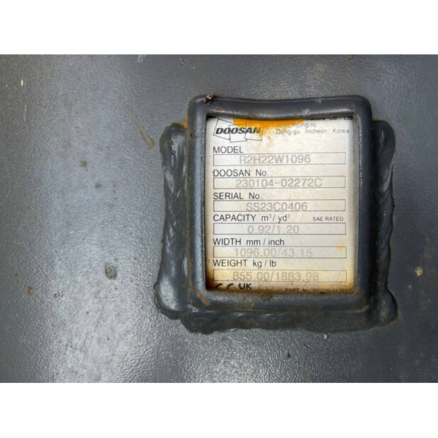 2025 Doosan DX225LC-7M-42225812