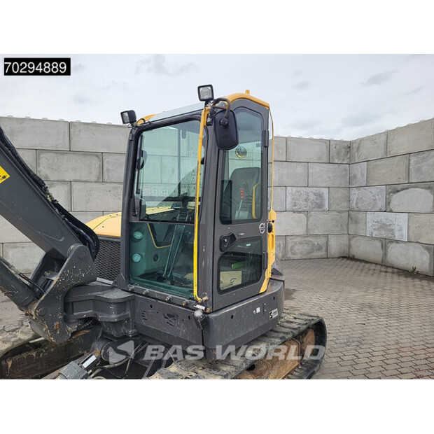 2016 Volvo ECR88D-42226396