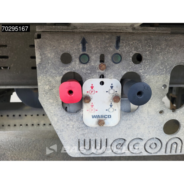 2017 WECON PC2-42226579