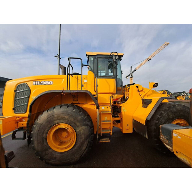 2018 Hyundai HL 980-42227860