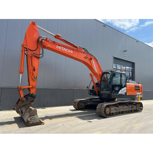 2020 Hitachi ZX250LC-6-42228630