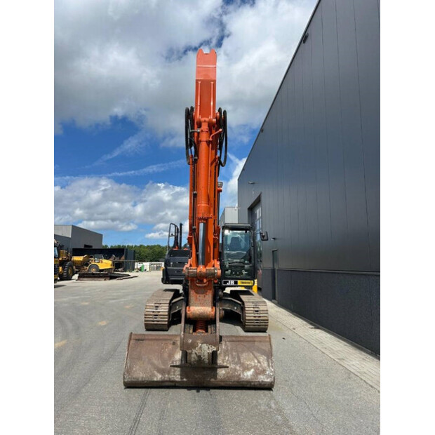 2020 Hitachi ZX250LC-6-42228638