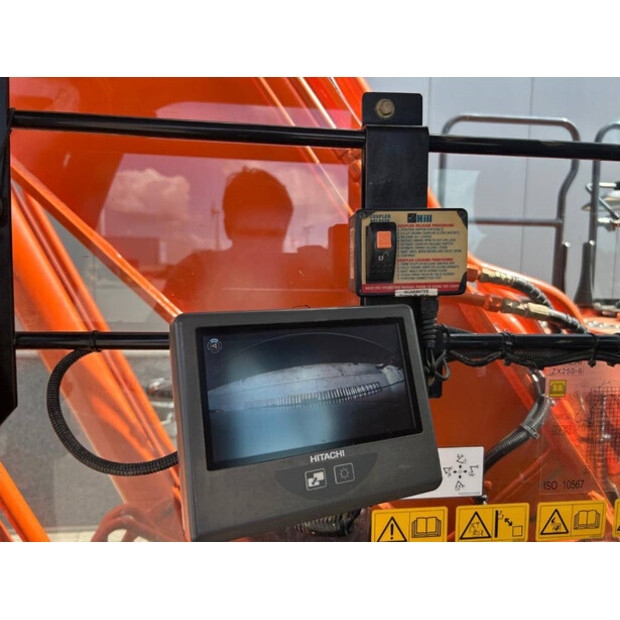 2020 Hitachi ZX250LC-6-42228645