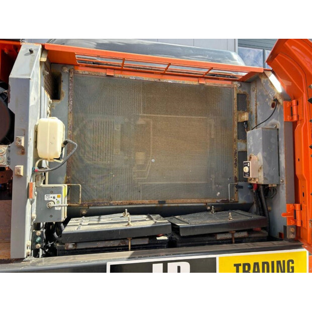 2020 Hitachi ZX250LC-6-42228654