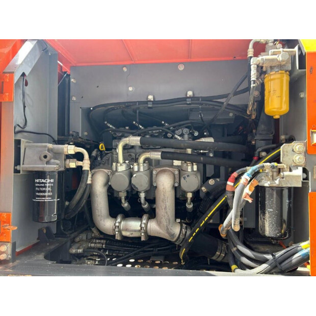 2020 Hitachi ZX250LC-6-42228655