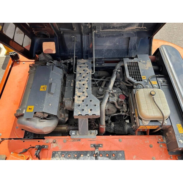 2020 Hitachi ZX250LC-6-42228658