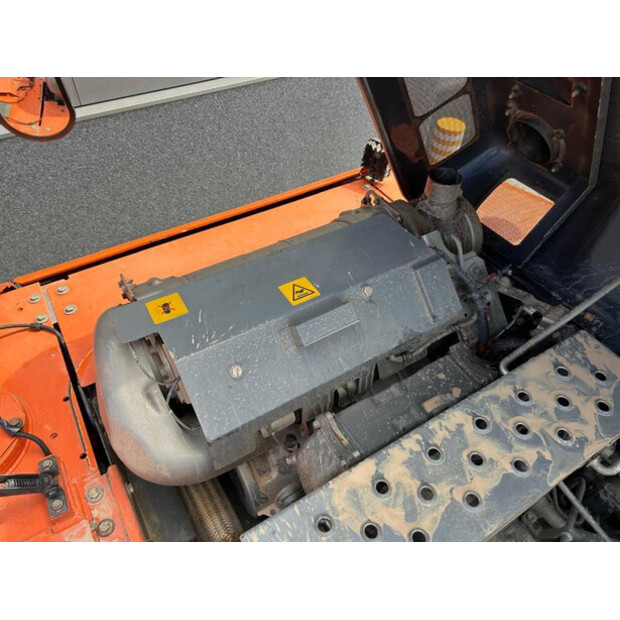 2020 Hitachi ZX250LC-6-42228661