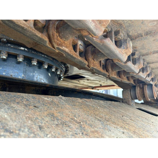 2020 Hitachi ZX250LC-6-42228671