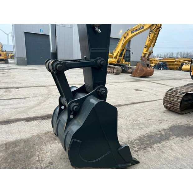 2025 Hyundai R210-42228700