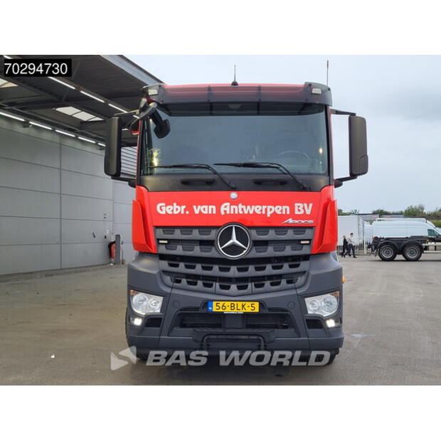 2018 Mercedes-Benz Arocs 4951-42229676